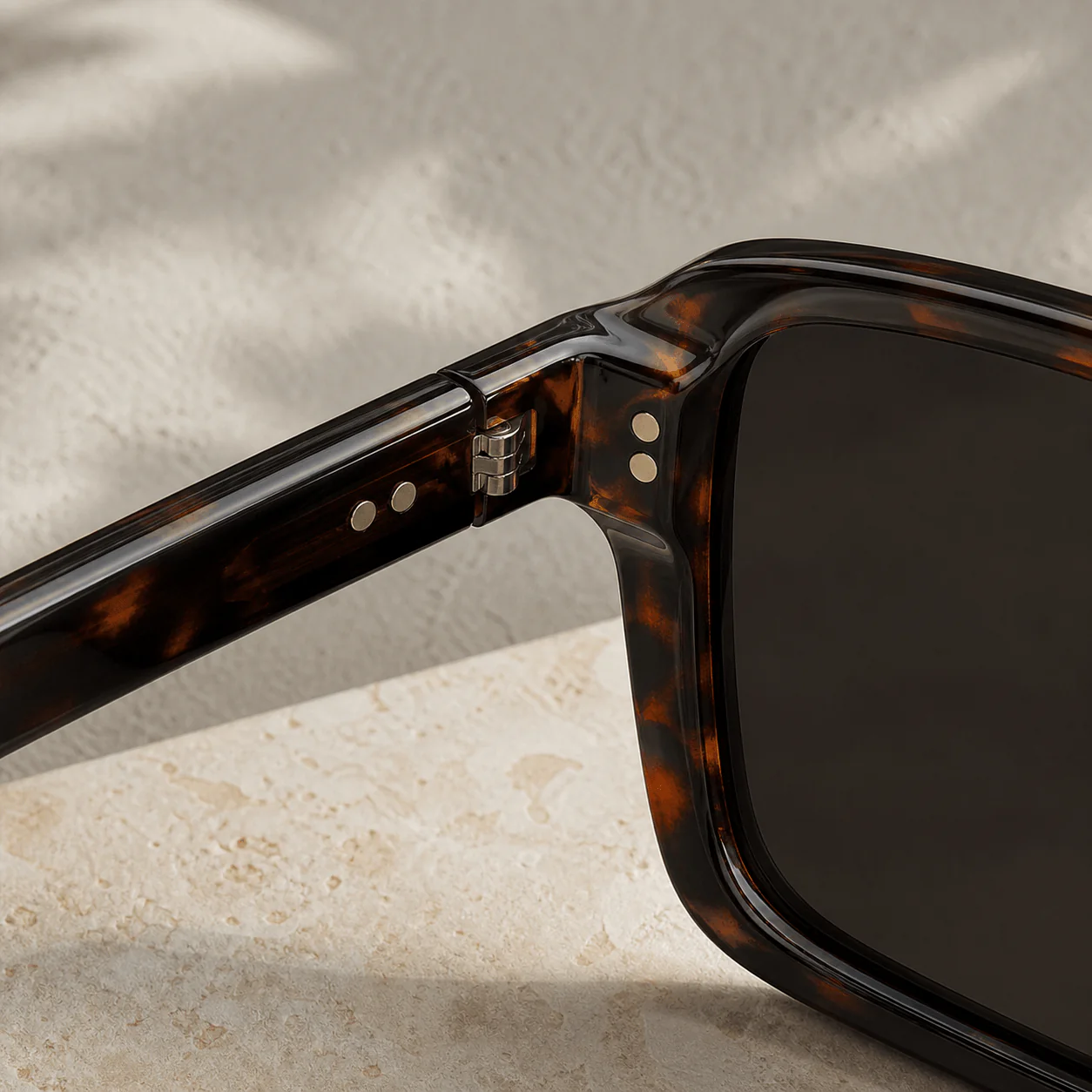 Aero Square Sunglasses construction view